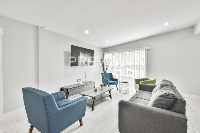 7522 Dearborn Street, Houston, TX 77055