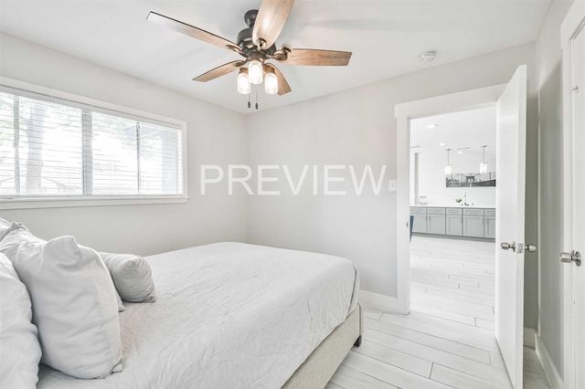 7522 Dearborn Street, Houston, TX 77055