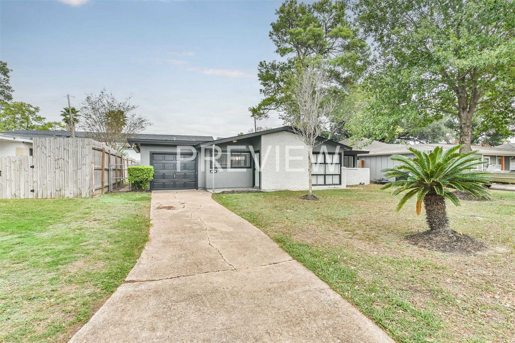 7522 Dearborn Street, Houston, TX 77055