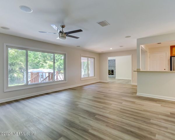 639 GROVE PARK Boulevard, Jacksonville, FL 32216