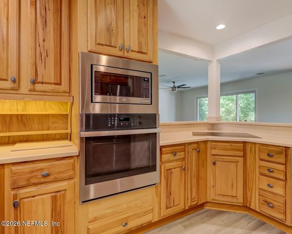 639 GROVE PARK Boulevard, Jacksonville, FL 32216