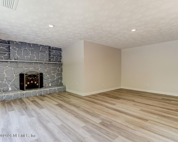 639 GROVE PARK Boulevard, Jacksonville, FL 32216