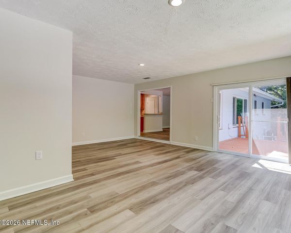 639 GROVE PARK Boulevard, Jacksonville, FL 32216