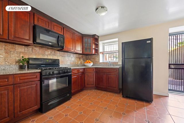 89A STUYVESANT Avenue, New York City, NY 11221