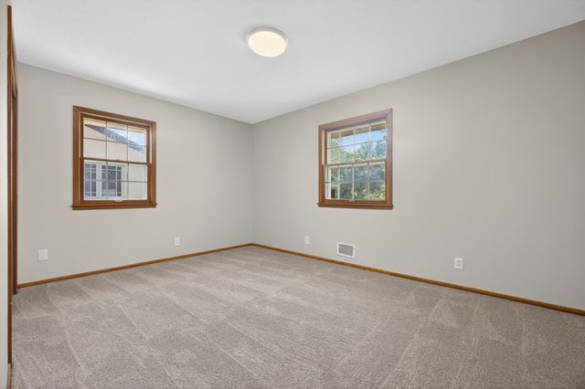 3035 Croft Drive, Saint Anthony, MN 55418