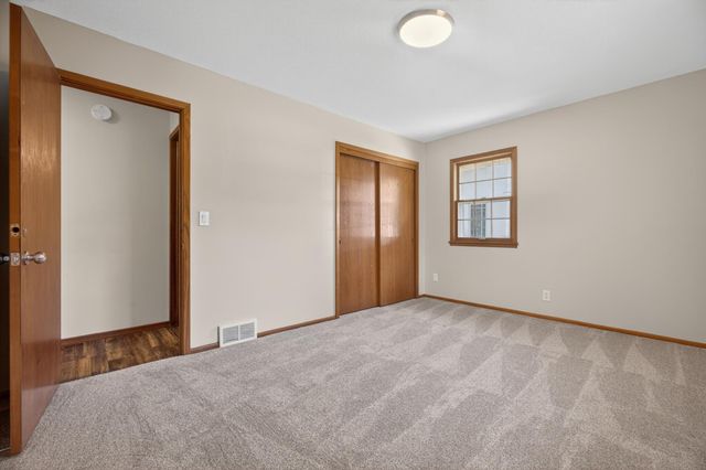 3035 Croft Drive, Saint Anthony, MN 55418
