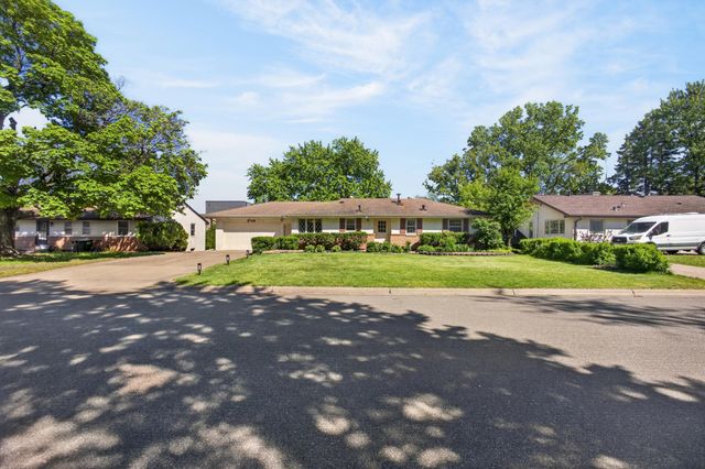 3035 Croft Drive, Saint Anthony, MN 55418
