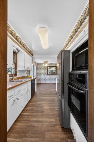 3035 Croft Drive, Saint Anthony, MN 55418