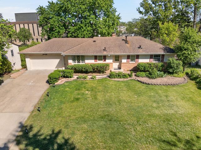3035 Croft Drive, Saint Anthony, MN 55418