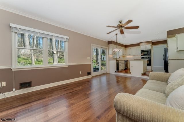 296 Andersen Rd, Holland Twp., NJ 08848