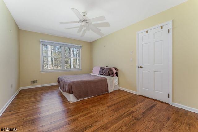 296 Andersen Rd, Holland Twp., NJ 08848