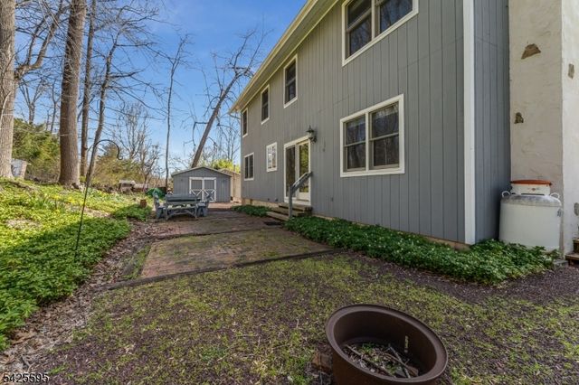 296 Andersen Rd, Holland Twp., NJ 08848