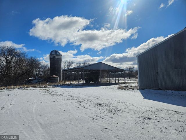 9284 95th Avenue, Milaca, MN 56353