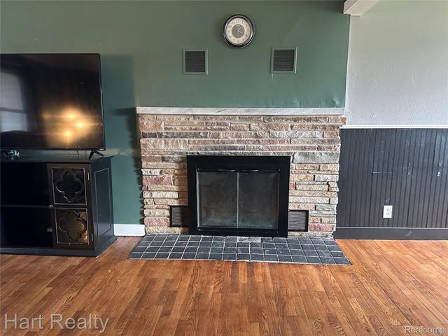 6405 Locust Street, Marlette, MI 48453