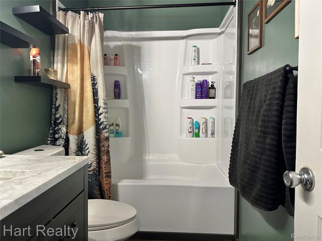 6405 Locust Street, Marlette, MI 48453