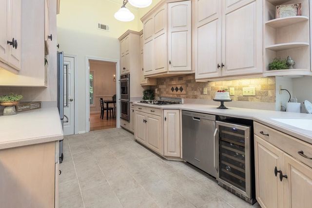 8492 WINDOLYN CIR N, Bartlett, TN 38133