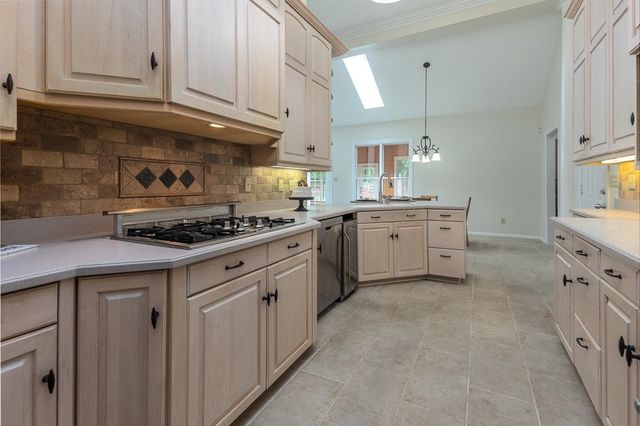 8492 WINDOLYN CIR N, Bartlett, TN 38133