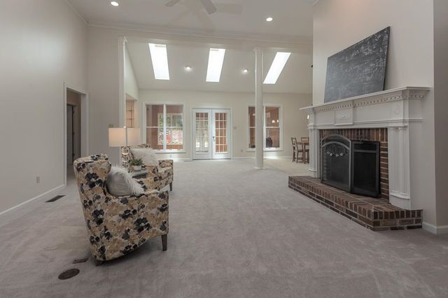 8492 WINDOLYN CIR N, Bartlett, TN 38133