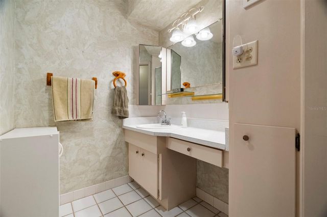 4353 TAHITIAN GARDENS CIR B, Holiday, FL 34691