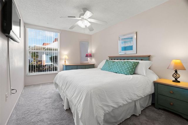 4353 TAHITIAN GARDENS CIR B, Holiday, FL 34691