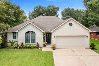 1608 Lark Street, Alvin, TX 77511