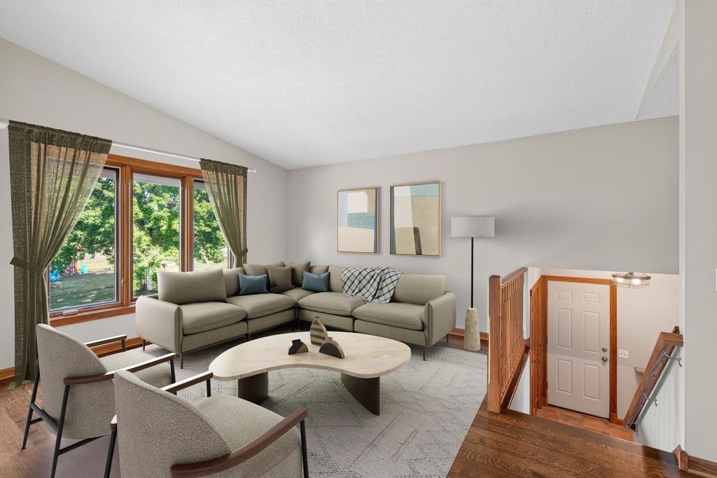 1945 Beaver Dam Court, Eagan, MN 55122 — photo 3