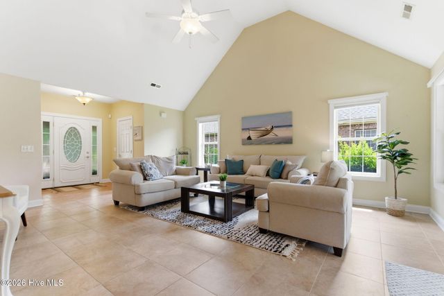 6122 Northshore Drive, Wilmington, NC 28411
