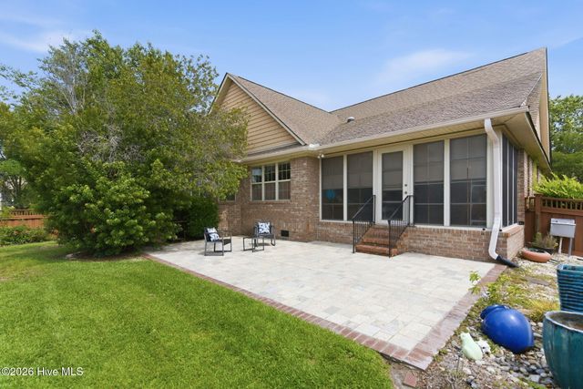 6122 Northshore Drive, Wilmington, NC 28411