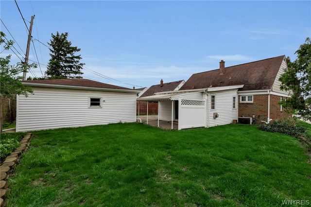 86 Laurentian Drive, Cheektowaga, NY 14225