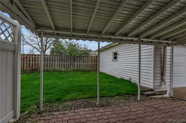 86 Laurentian Drive, Cheektowaga, NY 14225