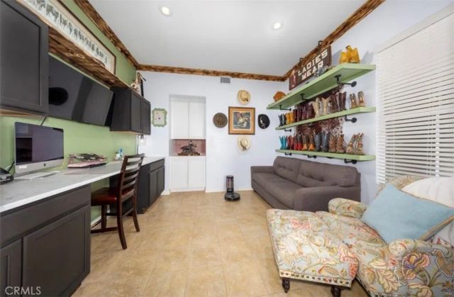 20715 Freeport Drive, Riverside, CA 92508