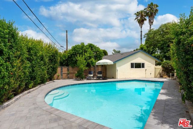22736 Cantlay Street, West Hills, CA 91307