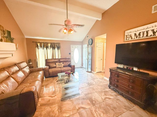 6554 BALD OAK DR, Memphis, TN 38141
