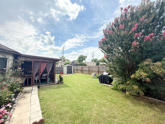 6554 BALD OAK DR, Memphis, TN 38141