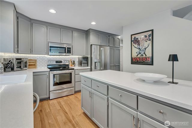 7904 66th Avenue Ct NW, Gig Harbor, WA 98335
