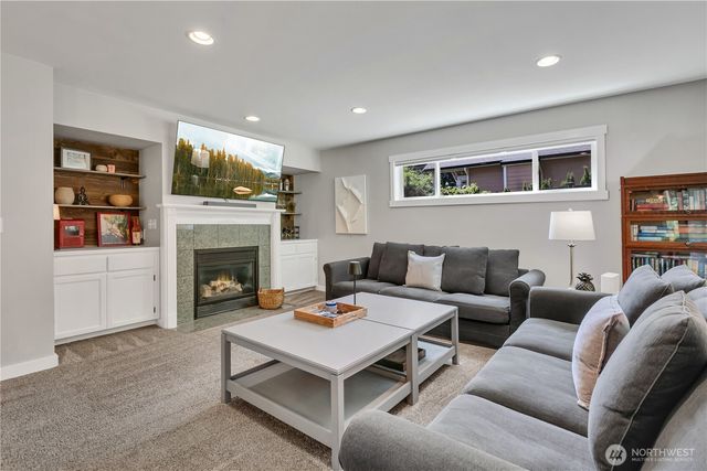 7904 66th Avenue Ct NW, Gig Harbor, WA 98335