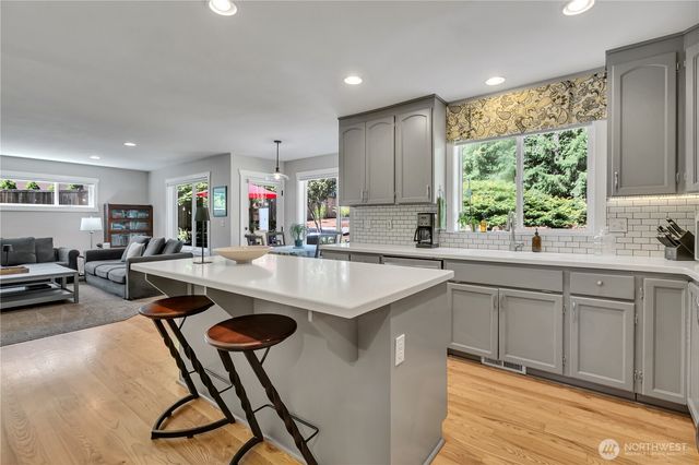 7904 66th Avenue Ct NW, Gig Harbor, WA 98335