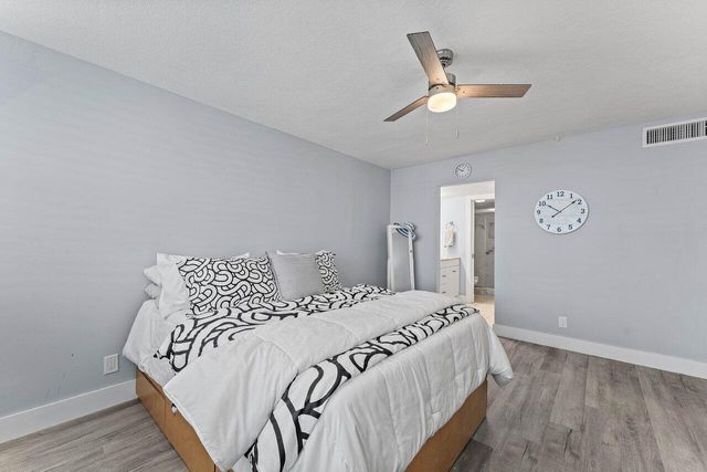 910 Dogwood Drive 444, Delray Beach, FL 33483