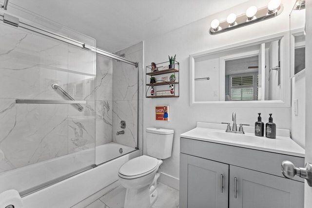 910 Dogwood Drive 444, Delray Beach, FL 33483
