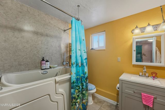 2021 1st Street, Sparks, NV 89431