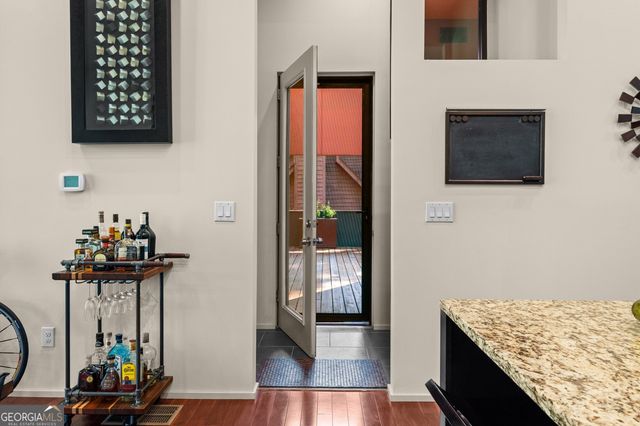 585 Overbrook Drive NW, Atlanta, GA 30318