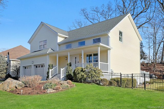 21 Candlewood Court, Briarcliff Manor, NY 10510