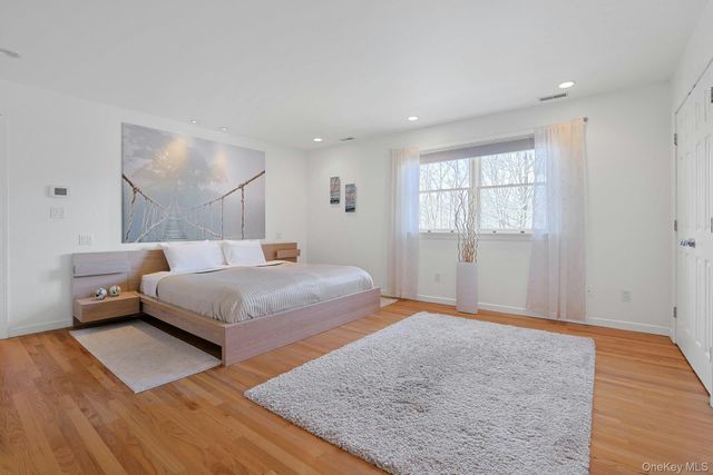 21 Candlewood Court, Briarcliff Manor, NY 10510