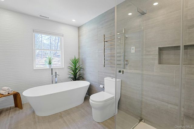 21 Candlewood Court, Briarcliff Manor, NY 10510