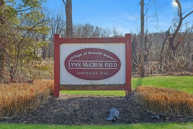 21 Candlewood Court, Briarcliff Manor, NY 10510