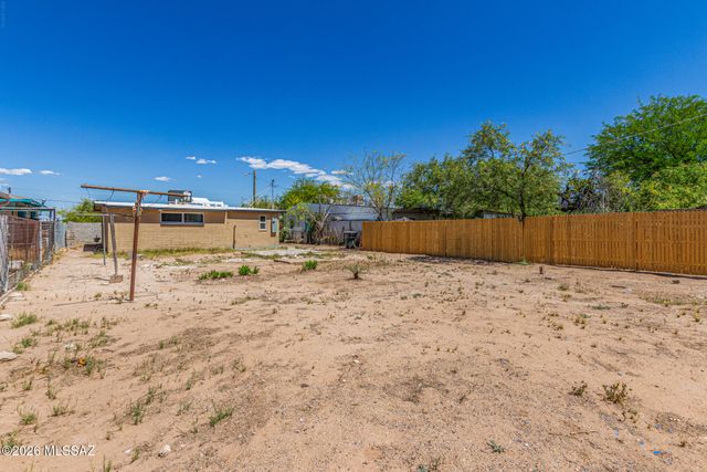 208 E 28th Street, Tucson, AZ 85713