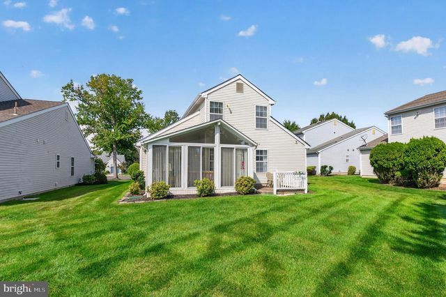 157 INDIGO DR, Mount Laurel, NJ 08054