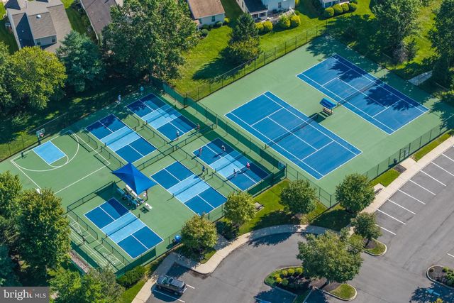 157 INDIGO DR, Mount Laurel, NJ 08054