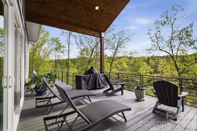 10 Otter Cove Court, Nebo, NC 28761