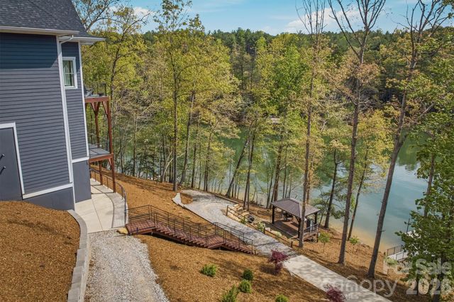 10 Otter Cove Court, Nebo, NC 28761